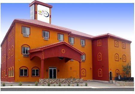The Soluna Hotel El Paso Esterno foto